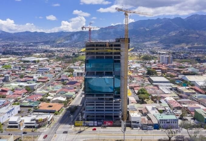 Pair of Potain tower cranes erect one of the most advanced buildings in Costa Rica